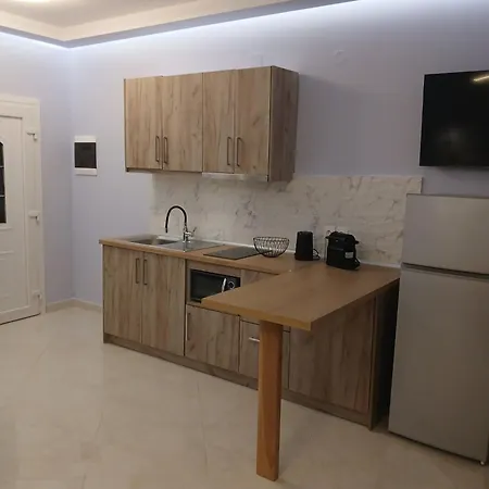 Dora Daire Agios Georgios Pagon